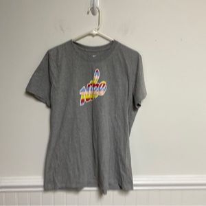 Nike Women’s XL grey T Shirt Standard Fit short sleeve
